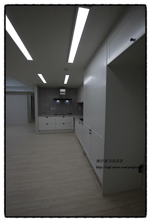 스피카 대리석 상판의 고급스러운 질감