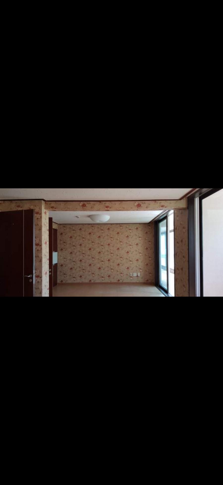 가벽 설치로 다시 분리된 아늑한 공간