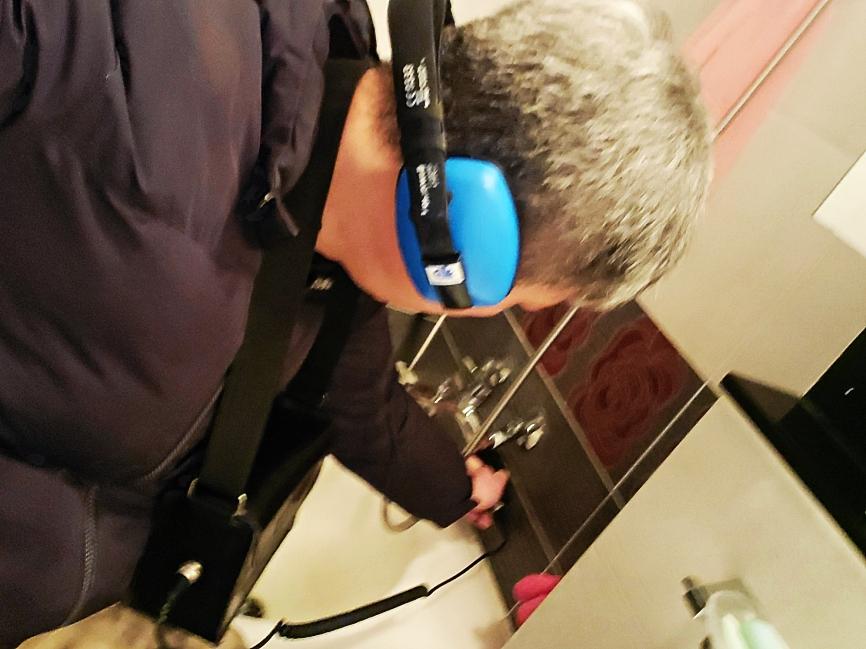 욕실 수전 및 바닥 상태 점검