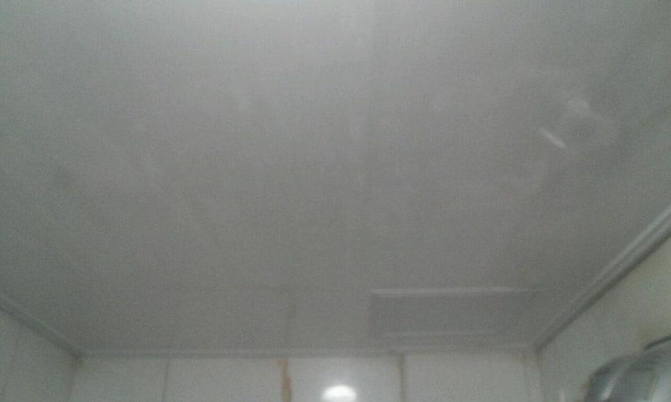 점검구 설치를 위한 천장 부분