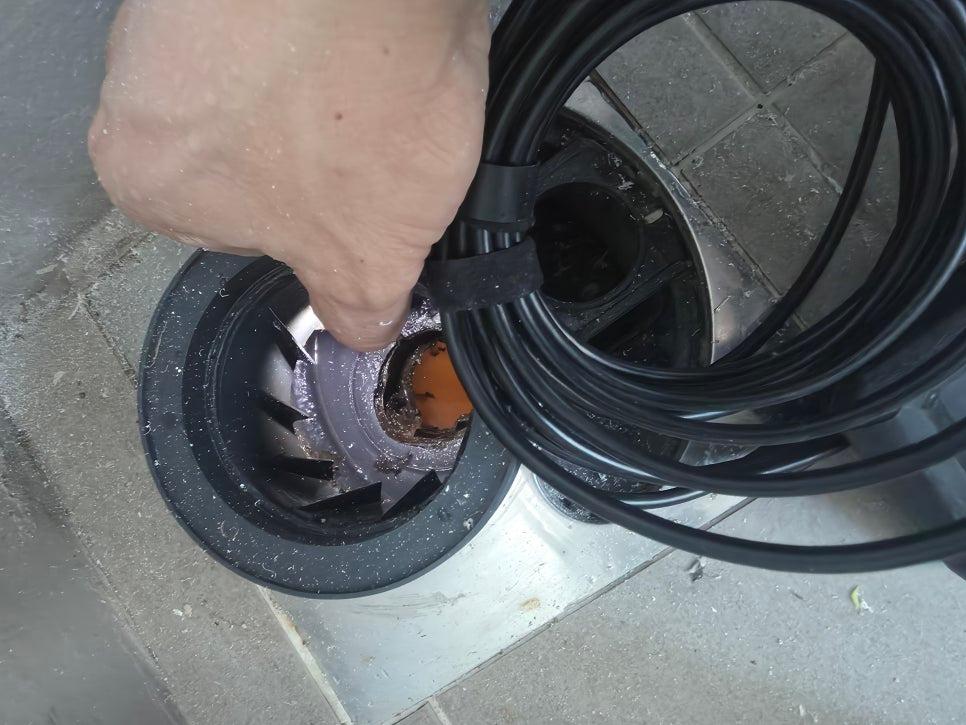 배관 점검 중인 현장