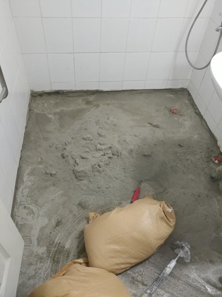 기초 바닥을 다지는 과정