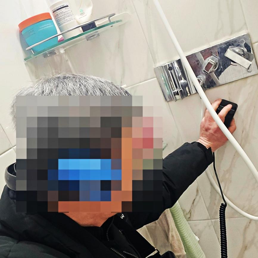 배관 누수 여부를 확인하기 위한 테스트 과정