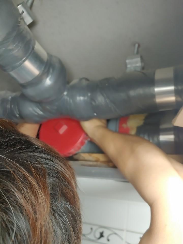 배관 점검 중인 현장