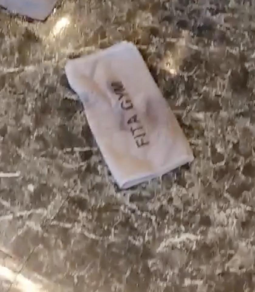 현장에서 사용된 소품