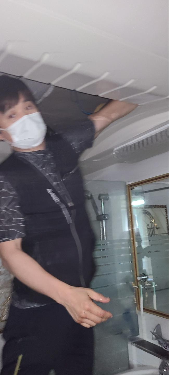 욕실 수전 및 유리문 주변 점검