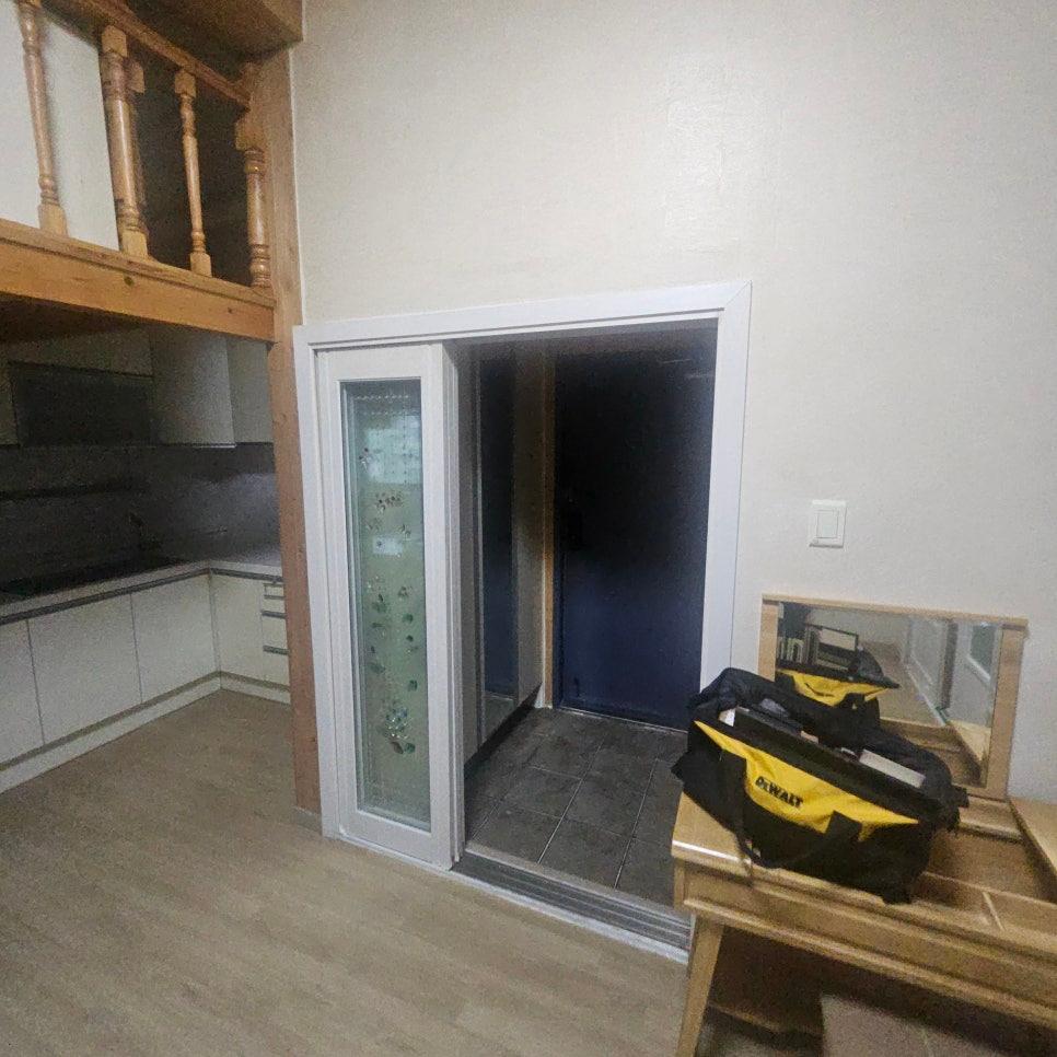 새로운 변화를 기다리는 현관의 시작