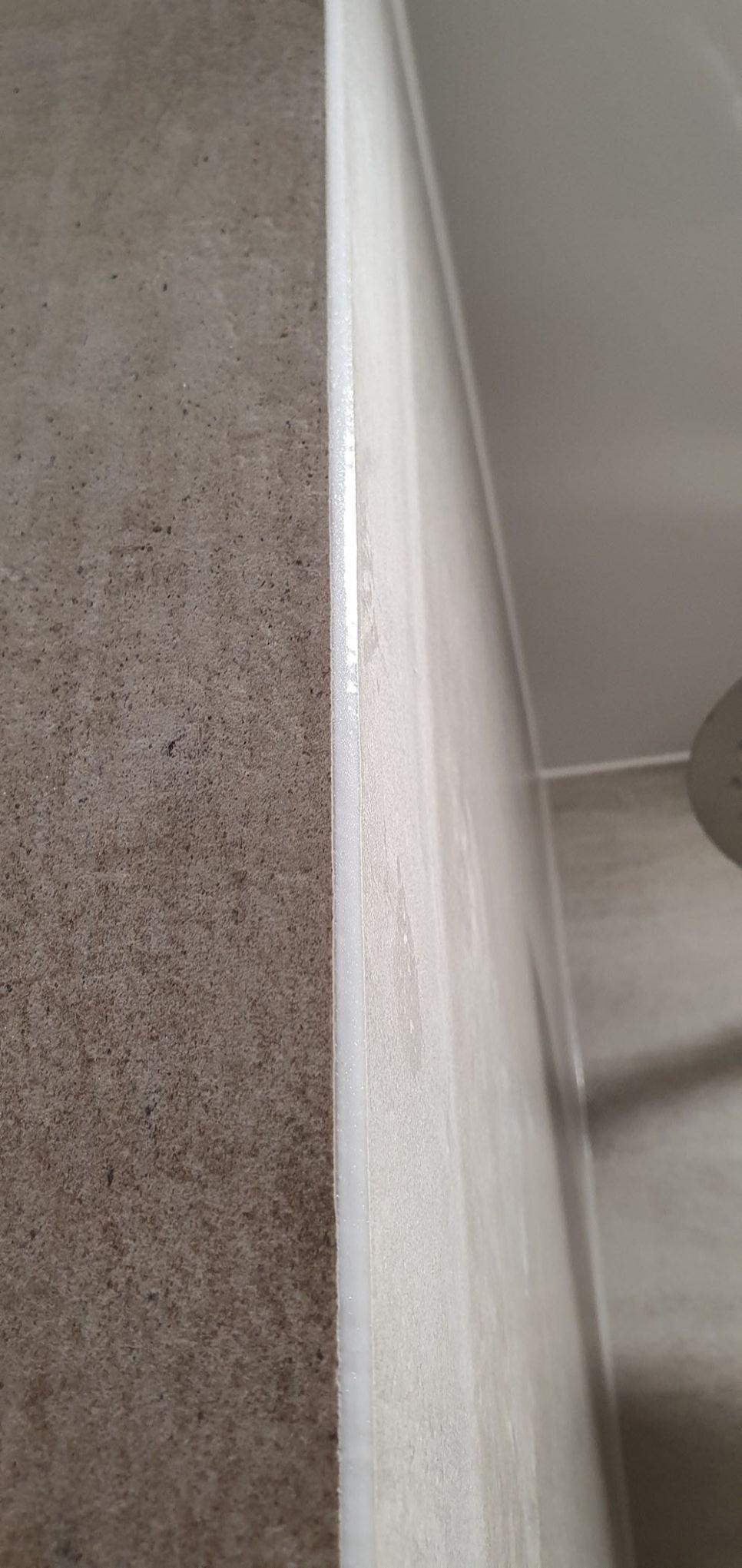 물때 걱정 없는 폴리우레아 벽면 코팅