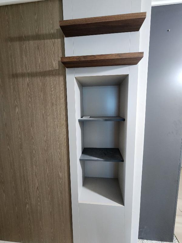 웜그레이·토프 필름 인테리어 시공 사진 — 영림 인테리어필름 PS156 포그 그레이지