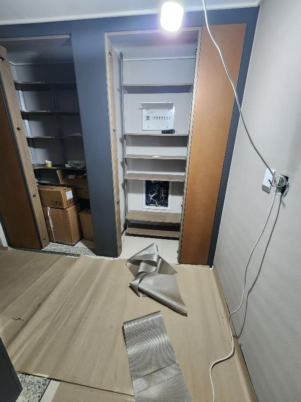 웜그레이·토프 필름 인테리어 시공 사진 — 영림 인테리어필름 PS156 포그 그레이지