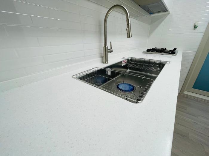 LG인조대리석 그라나이트 아이스 버그 24T