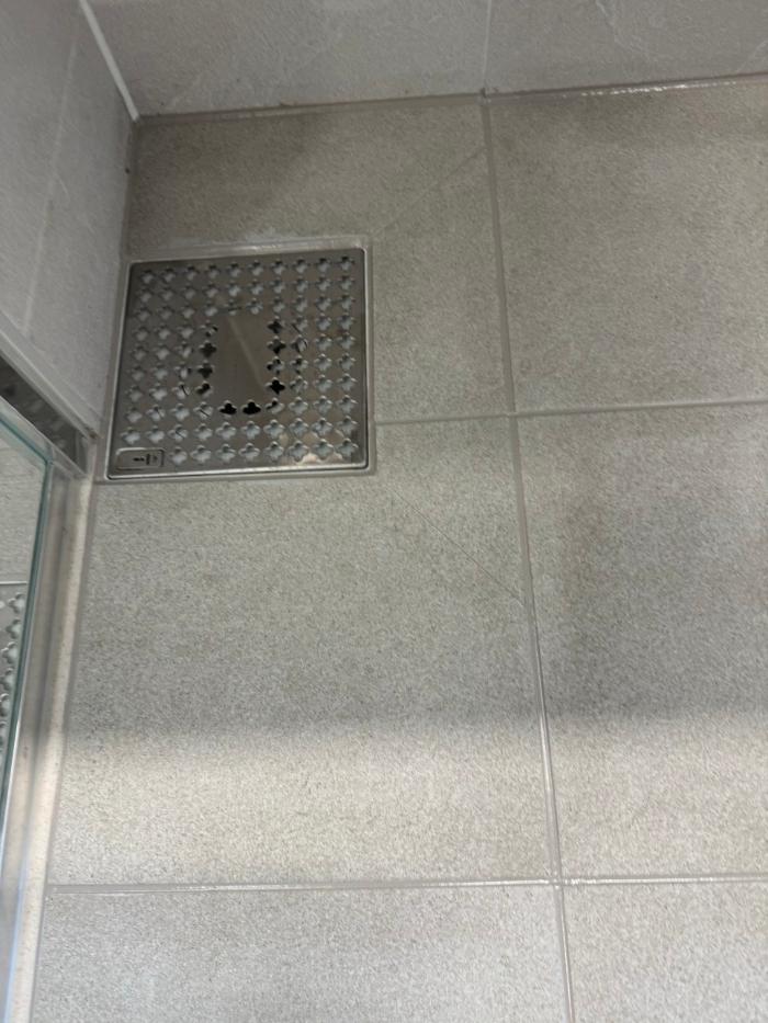 백시멘트 가루와 곰팡이 걱정, P30 폴리아스파틱 줄눈으로 덜어냈어요 | 평택 고덕자이센트로